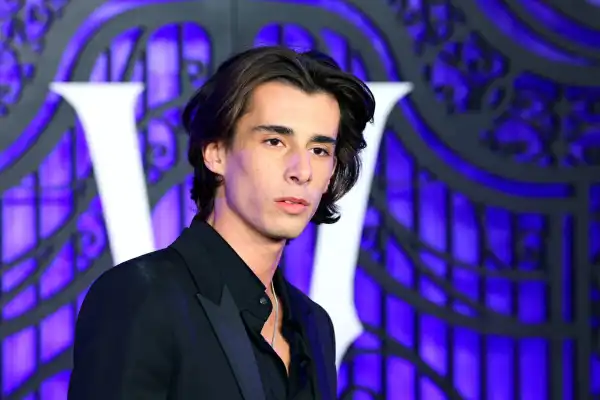 Biography & Career Of Georgie Farmer