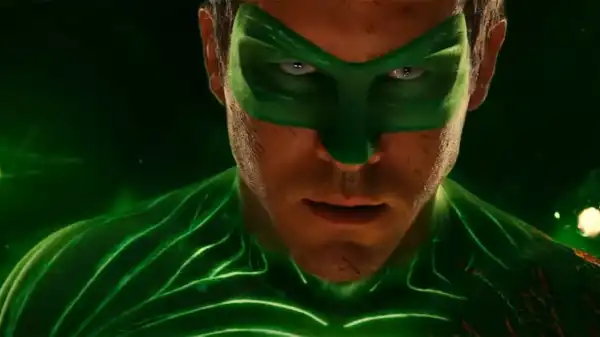 Green Lantern’s Ryan Reynolds on What DC’s Flop Movie Taught Him