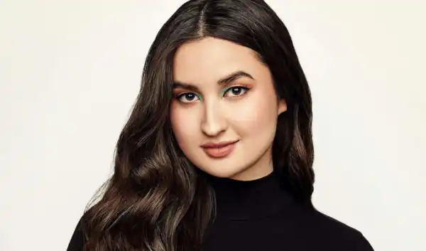 Age & Career Of Stephanie Poetri