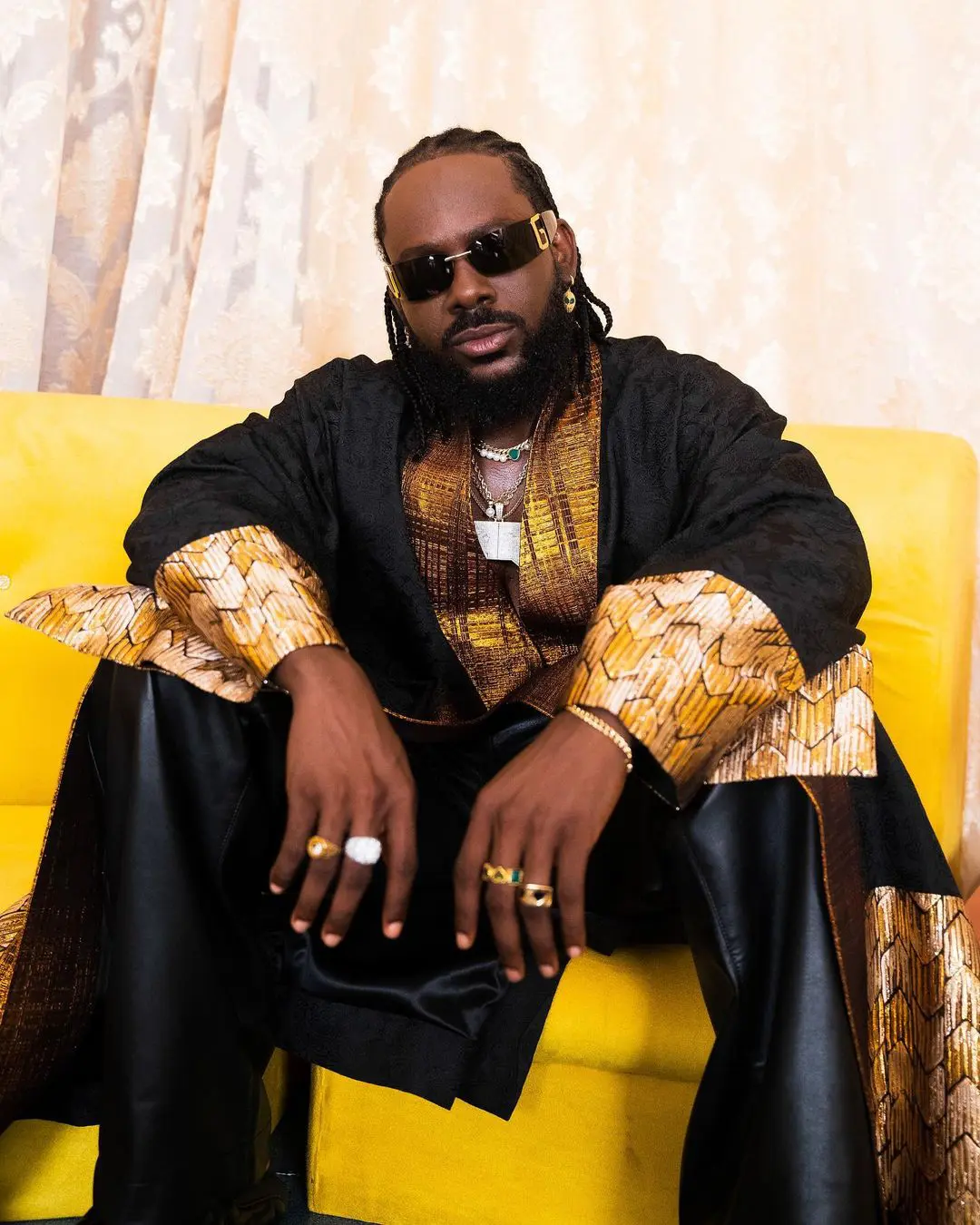 Adekunle Gold receives plaque for becoming first artiste to sell out Wole Soyinka Centre