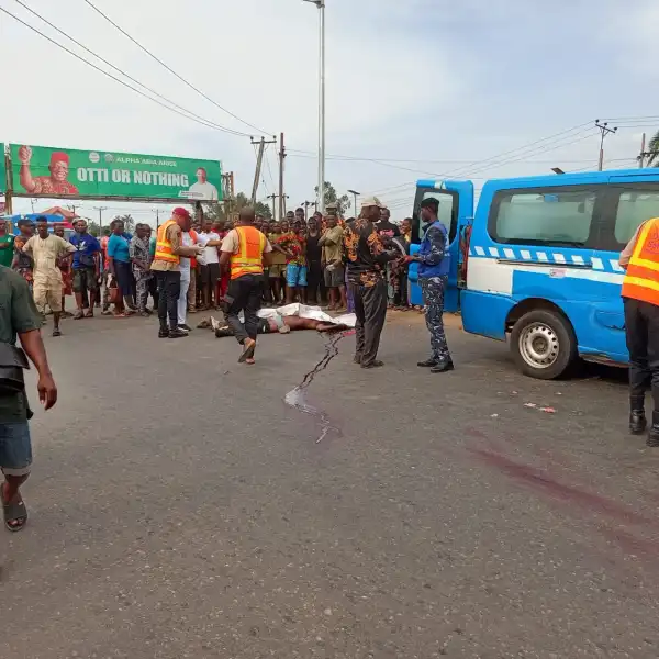 Abia: Two youths die in fatal truck, motorcycle accident in Umuahia