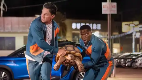 Me Time Trailer: Kevin Hart & Mark Wahlberg Lead Netflix Comedy Film
