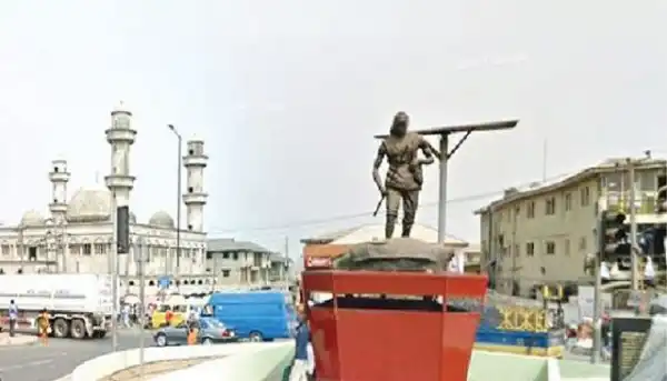 Lagos Monarch Declares Curfew For Festival, Police On Alert