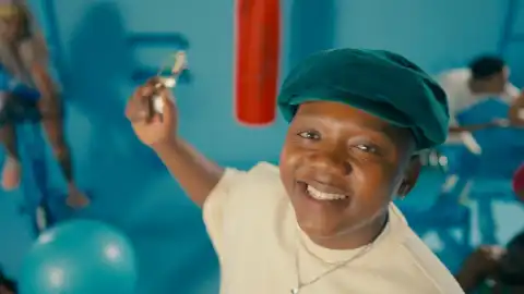 Aymos ft. Mawhoo & Mas Musiq - Amabhoza (Video)