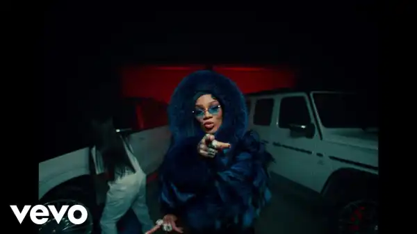 GloRilla - Yeah Glo! (Video)