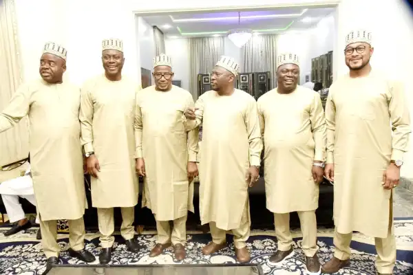 PDP Govs in closed-door meeting
