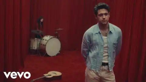 Niall Horan - Heaven (Video)