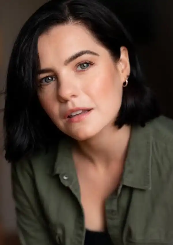 Age & Net Worth Of Chloe Bayliss