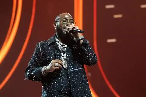 Davido Celebrates As His Song, ‘Unavailable’ Gains 100m Streams On Spotify
