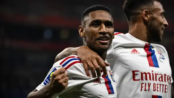 Tete offered to Premier League clubs with Lyon exit likely