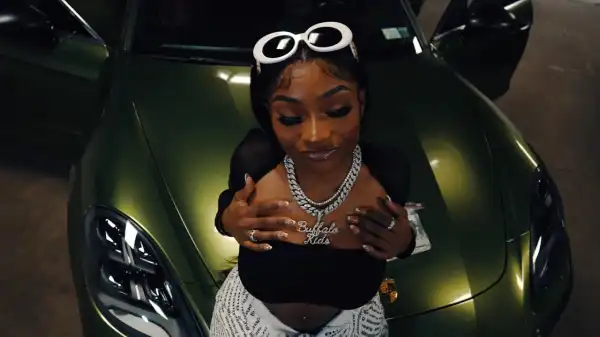 Armani Caesar x Benny The Butcher x Stove God Cooks - HUNNIT DOLLA HICCUP [Video]