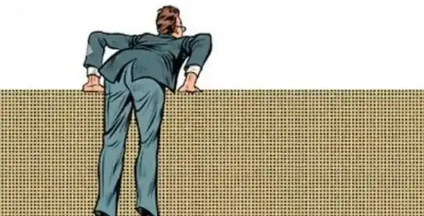 COVID-19: Pastor And Deacons Jump Fence To Evade Arrest In Abuja