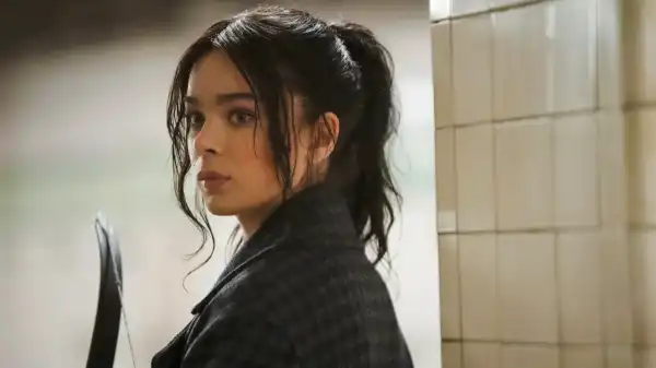 Why Marvel Fans Think Hailee Steinfeld Is Returning for Avengers: Endgame