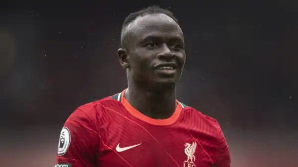 Sadio Mane arrives for Bayern Munich medical