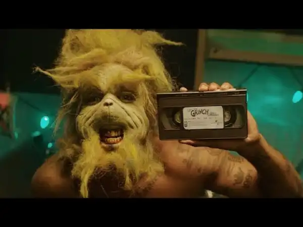 Dax – Grinch Goes Viral (Video)