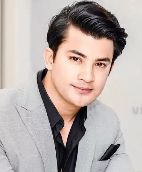 Age & Career Of Aakash Shrestha