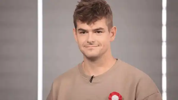 Biography & Career of Jakub Patecki