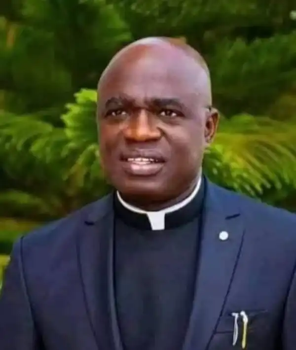 Angry Youths Allegedly Stone, Boo Governor Alia In Makurdi