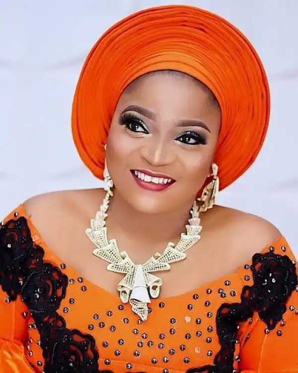 Biography & Net Worth Of Kikelomo Ayoola