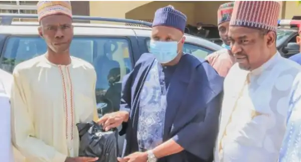 Man who trekked to celebrate Buhari