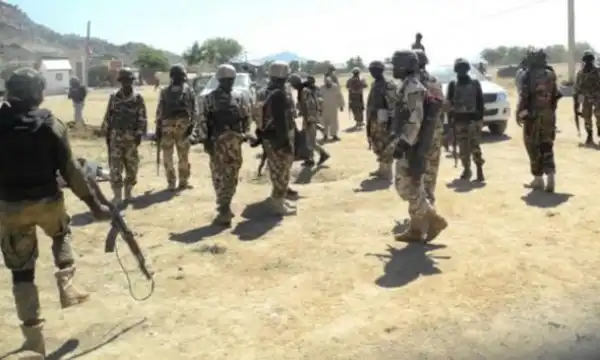 Gana: Troops kill several bandits, arrest others in Benue, Nasarawa, Taraba