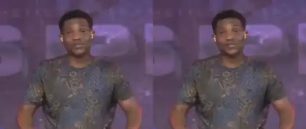 “Please Forgive Us”- Pastor Jerry Eze Kneels To Apologize to Over 10,000 Worshippers Unable to Enter His UK Prayer Conference
