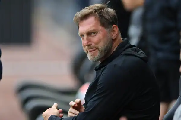 Ralph Hasenhuttl promises to bring in new centre-back at Southampton