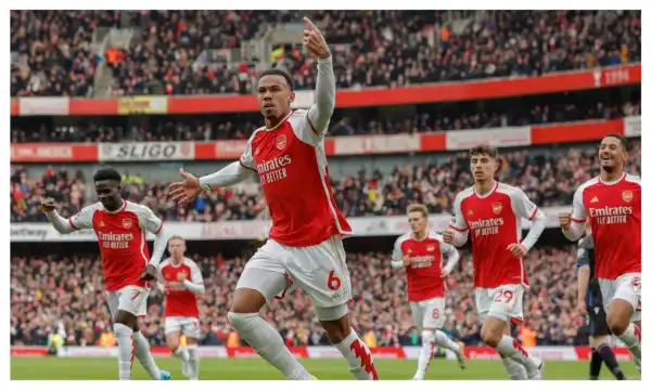 Champions League roundoff: Arsenal thrash Slavia Prague, 10-man Bayern beat PSG