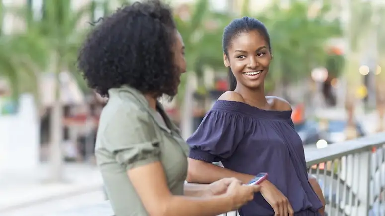 Here are 5 big things your friends should never know about your relationship