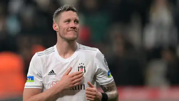 Besiktas respond to Man Utd interest in Wout Weghorst