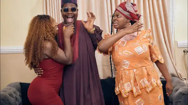 Mr Macaroni  – Mummy Wa vs Fricky Vawulence (Comedy Video)