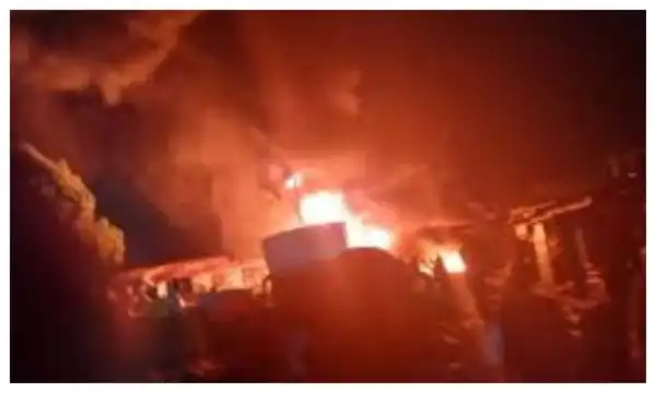 Fire destroys goods, property in six lock-up shops in Ibadan