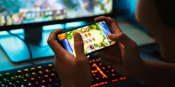 Mobile Gaming and Entertainment: How the Digital Revolution is Changing the Way Indians interact.