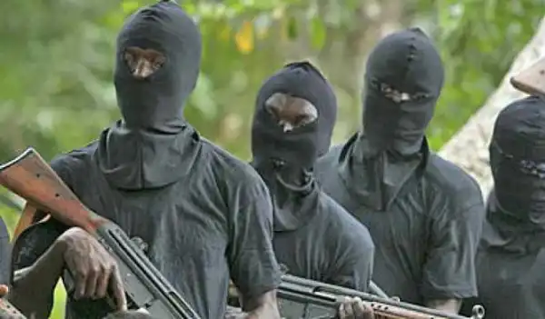 Gunmen Invade Imo Community, Kill Two, Destroy Properties