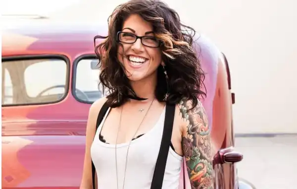 Age & Net Worth Of Olivia Black