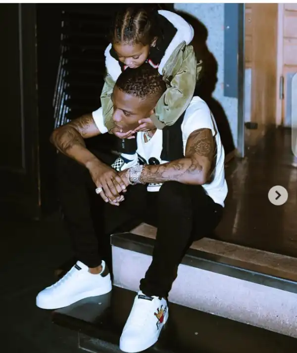 ”F*cking d!ck heads! Give us 24hr electricity first” – Wizkid blasts Nigerian senate for proposing Generator Ban