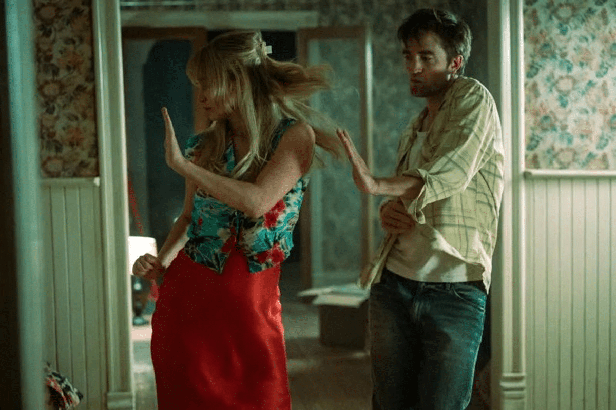 Robert Pattinson & Jennifer Lawrence’s Die, My Love Gets First Clip