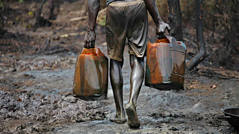 Oil theft: 2 suspected bunkerers arrested after gun duel with police