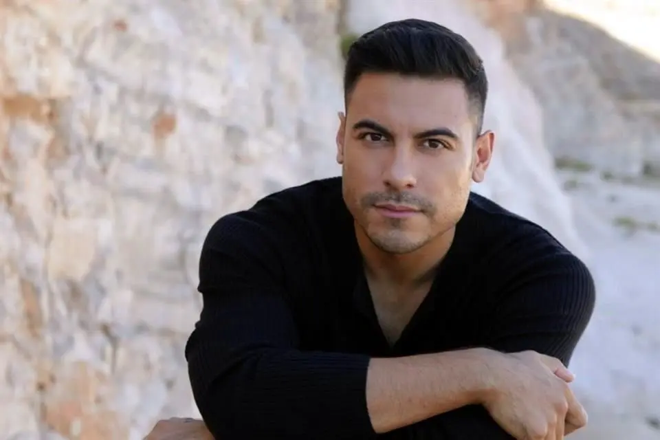 Age & Net Worth Of Carlos Rivera