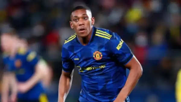 Man Utd attacker Martial targets Sevilla move