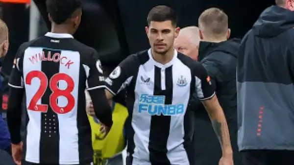 Guimaraes hoping for first Newcastle start tonight against Wolves