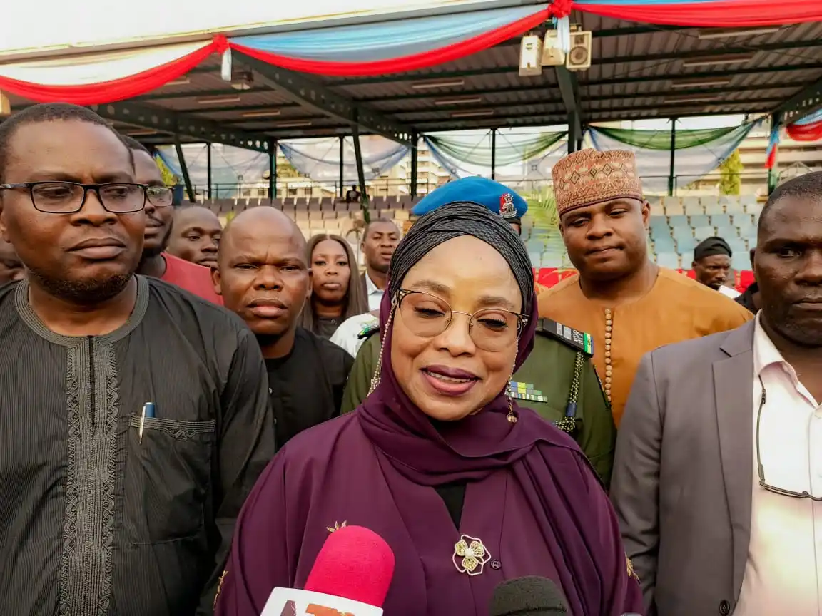 Tijani Aliyu Booed During Presentation Of Certificates To FCT Council Chairmen