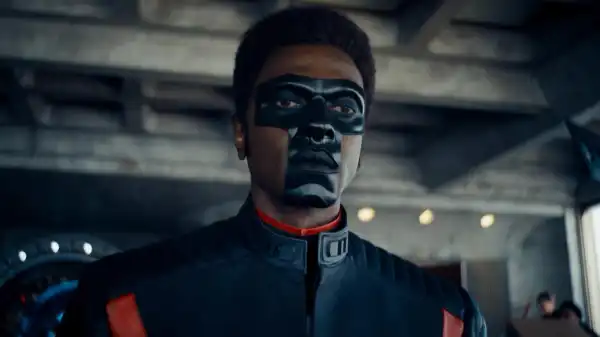 Superman: Edi Gathegi & James Gunn Featured in New Photo for DCU Movie