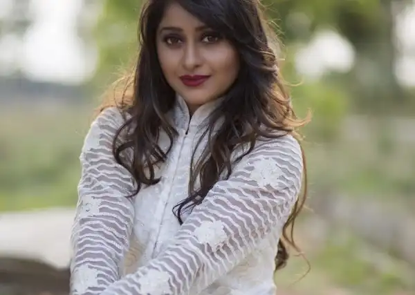 Biography & Career Of Sneha Kapoor