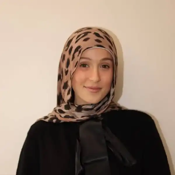 Biography & Career Of Sarah Doses