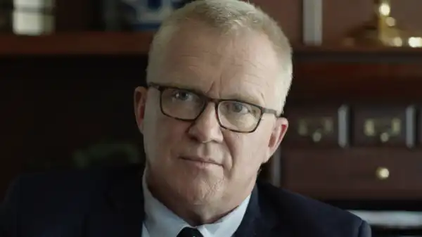 Anthony Michael Hall Survives Nuclear War in Roswell Delirium Trailer