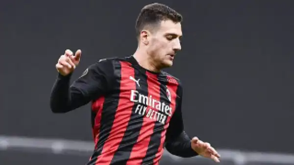 Roma coach Mourinho offered Man Utd fullback Dalot