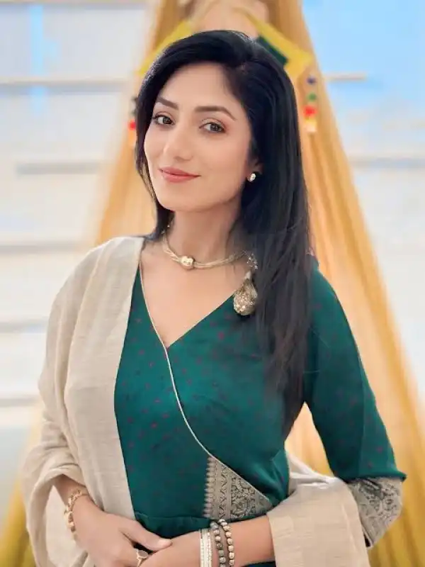 Biography & Career Of Neha Prajapati