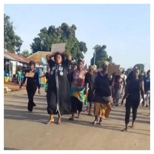 Women, children protest killing of two youths in Taraba community