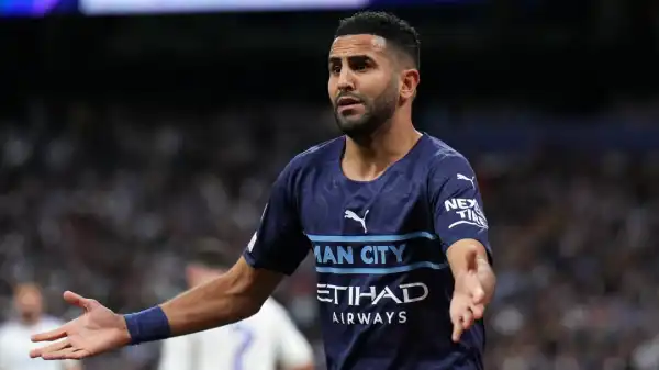 Riyad Mahrez signs contract extension at Man City until 2025